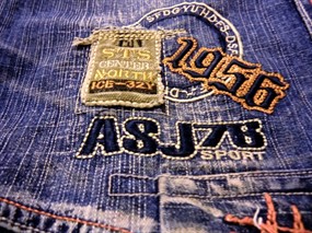 男士牛仔裤图片下载